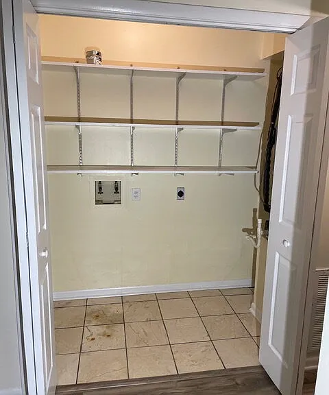 400 Foxfire Ct #B — Photo 17