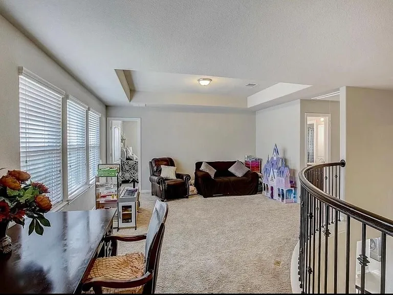 8014 Arezzo Dr — Photo 9