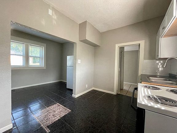 3rd image of 1238 Ohio Ave
