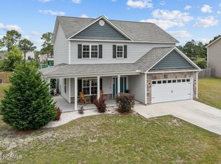 508 Aberdineshire Ct, Hubert, NC 28539