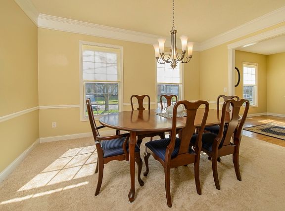 3rd image of 5065 Turner Close