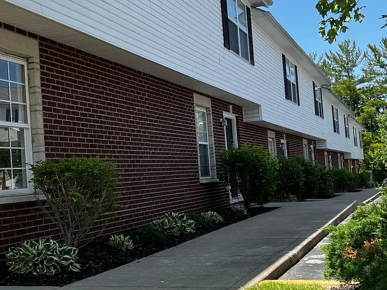 314 W Riley Dr #7G — Photo 11