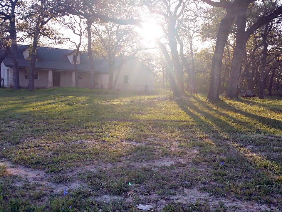 1st image of 102 Oak Creek Dr