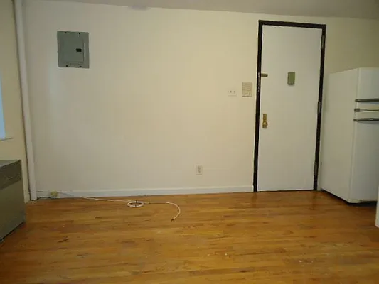 Rented by Hakeem Shahid, LREB | media 9