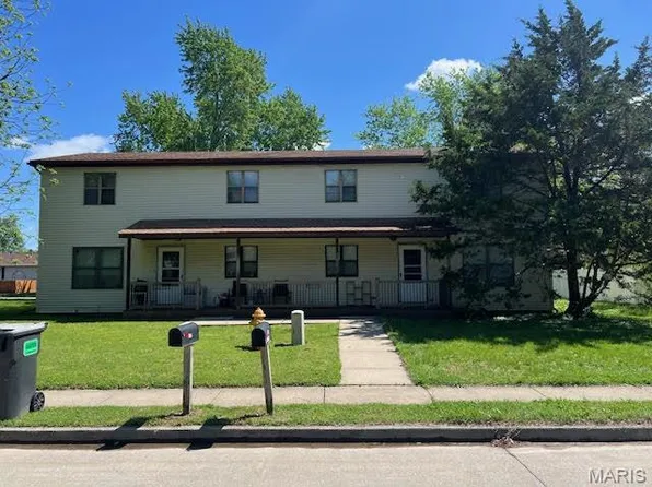 406-408 N County Rd, Mascoutah, IL 62258