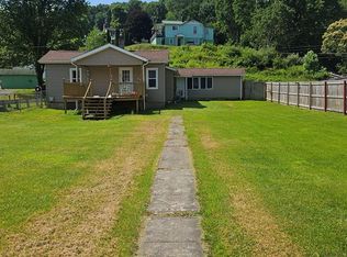 206 W Railroad Ave, Sophia, WV 25921
