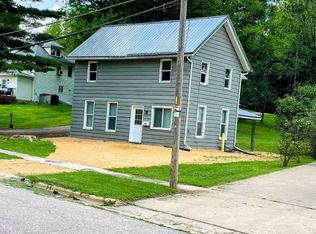 760 Union St, Platteville, WI 53818