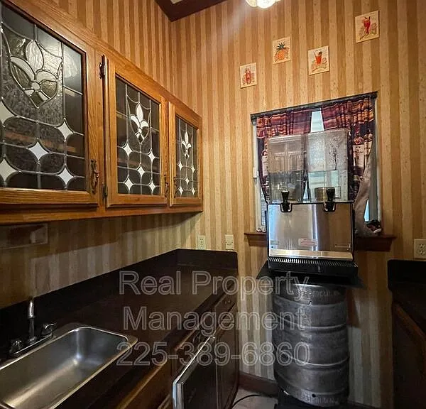 1022 Wooddale Blvd — Photo 11