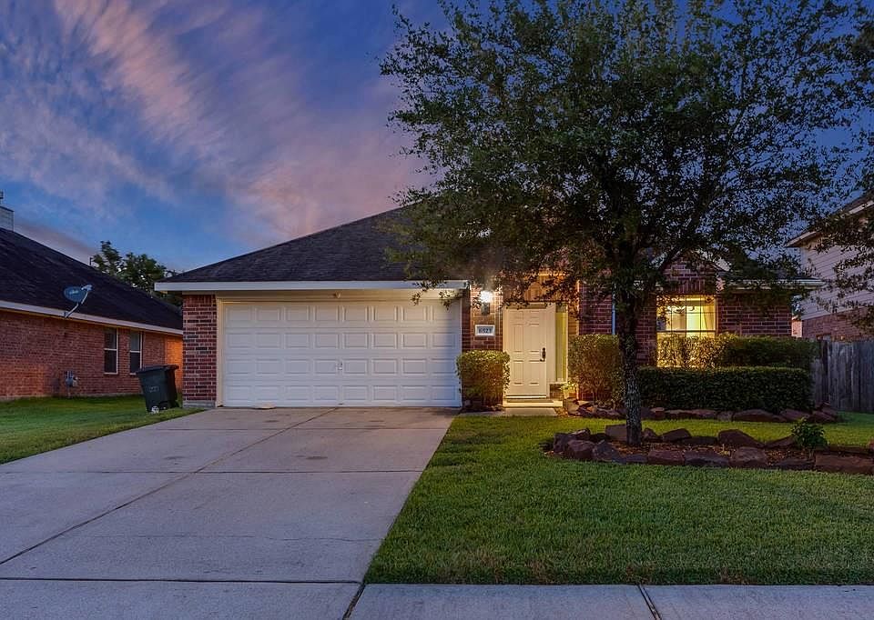 1st image of 6523 Canyon Mist Ln