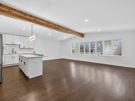 5th image of 241 E Schick Rd