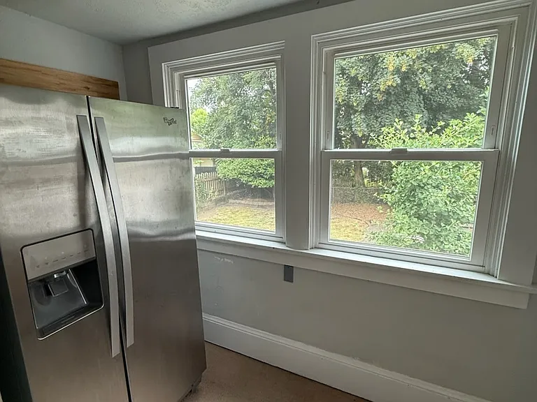 215 SE 30th Pl — Photo 35