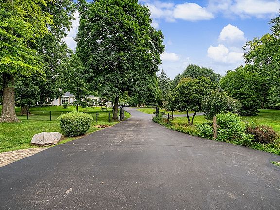 4th image of 4719 Needmore Rd