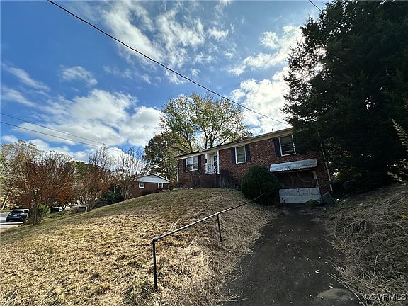 5th image of 447 Greenwich Cir