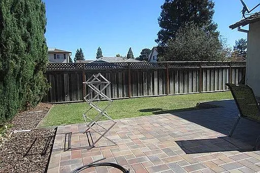 1307 Centennial Ct — Photo 4