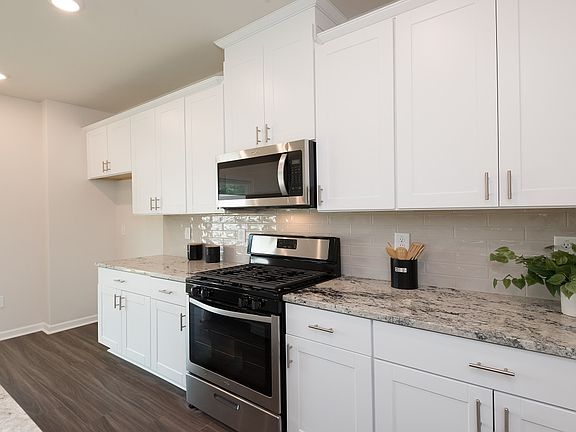 Skip takeout and cook dinner in the well-appointed kitchen.
