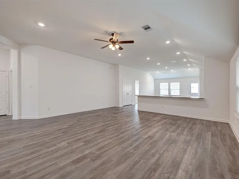 24338 Gold Cheyenne Way — Photo 15
