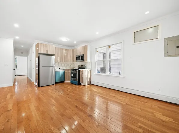 461 Milford Street image 6 of 19