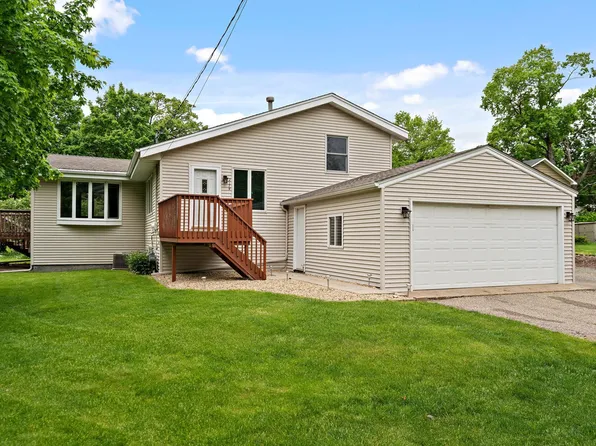 2179 Noble Ln, Mound, MN 55364