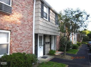 26 Weed Hill Ave APT H, Stamford, CT 06907