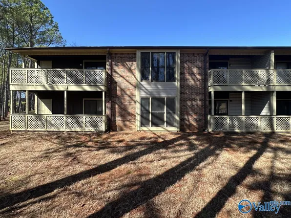 4948 Seven Pine Cir, Huntsville, AL 35816