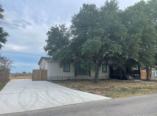 255 Elm Grove Rd, Seguin, TX 78155