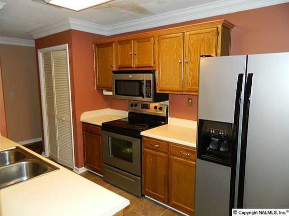4th image of 4920 Seven Pine Cir NW