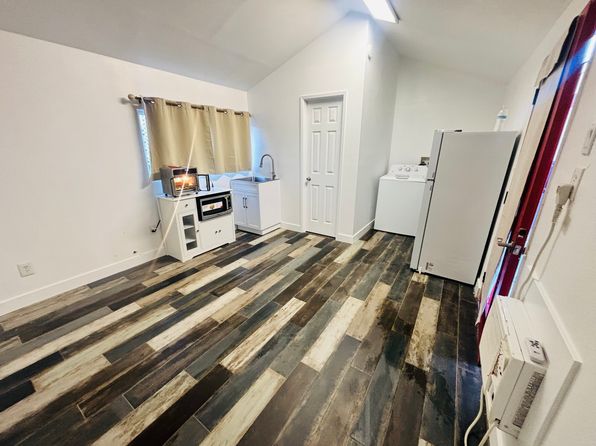 (undisclosed Address)