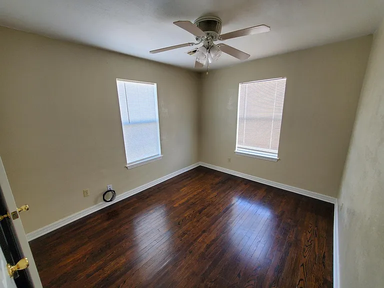 1414 NW Lincoln Ave — Photo 27