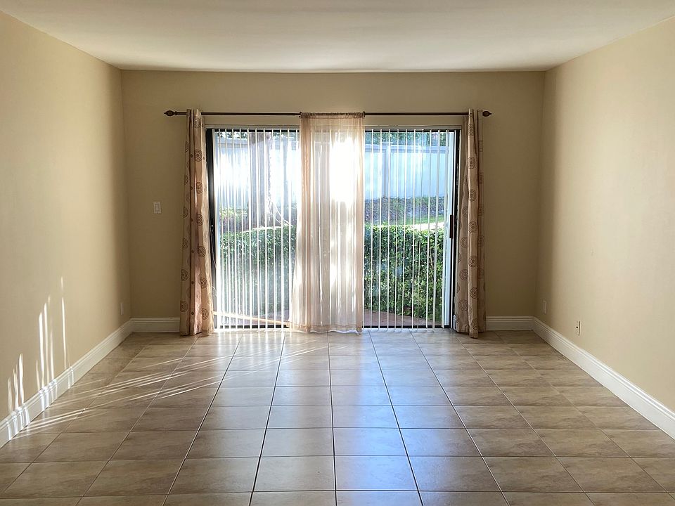 1st image of 8290 Lake Dr APT 137