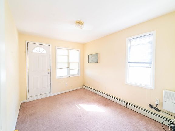 4th image of 8603 239th St Floor 2