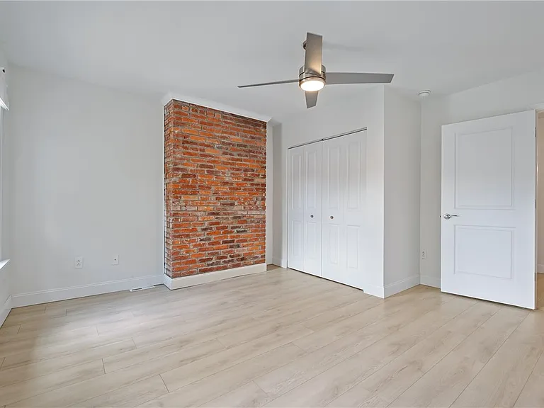 5140 Dresden Way — Photo 22