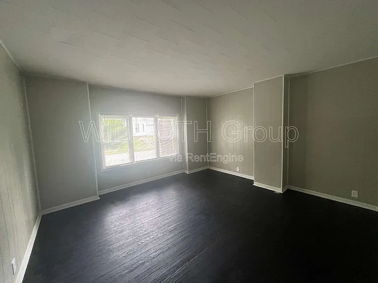 210 Whitlock Ave #A — Photo 2