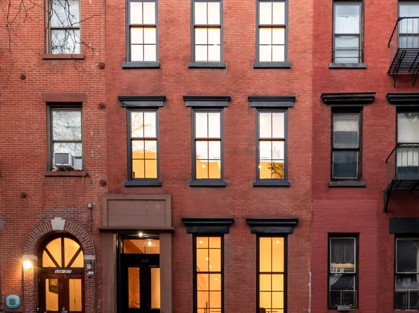 313 East 6th Street image 1 of 19