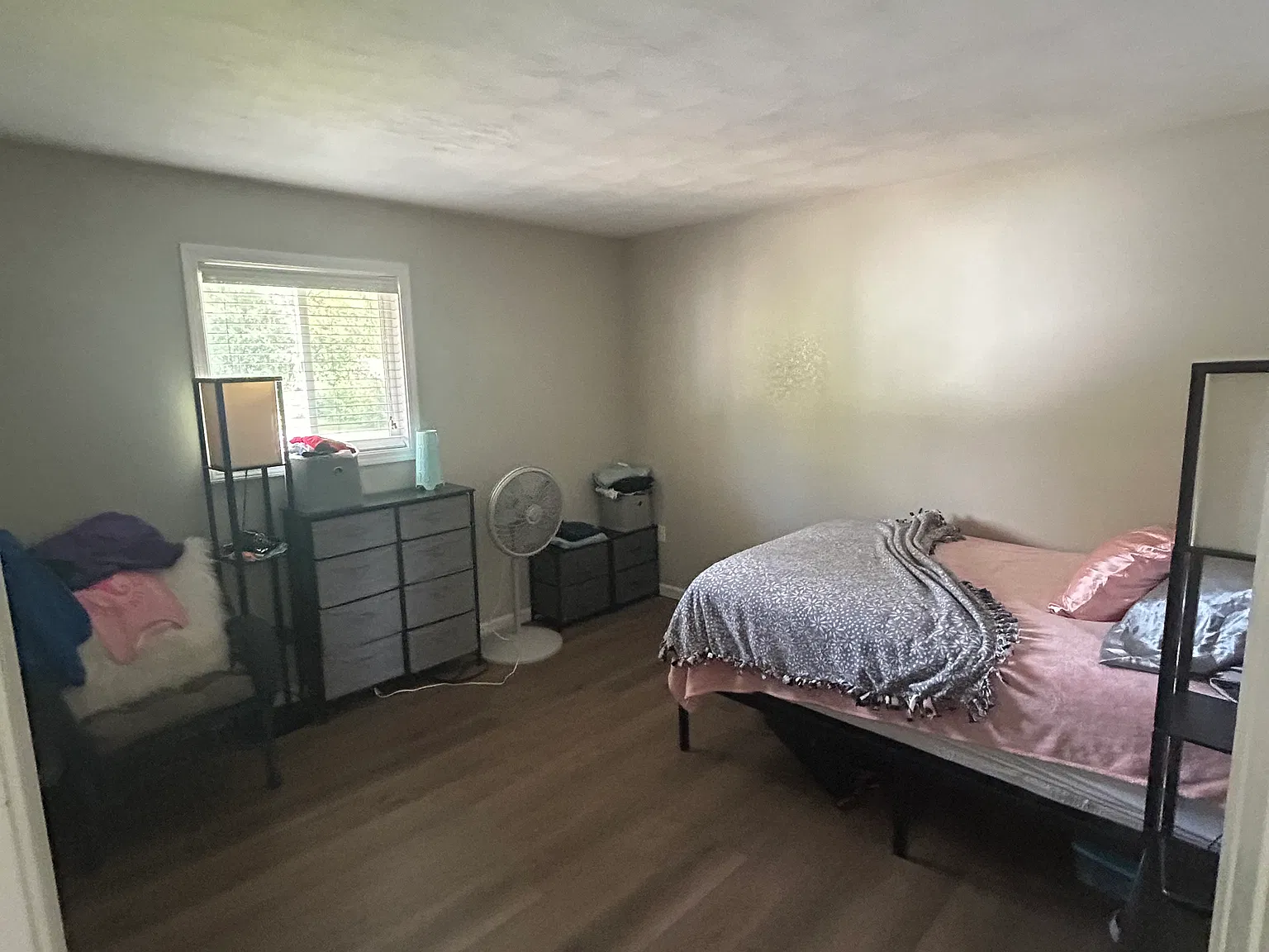 2 bed 1 bath apartment — Photo 3
