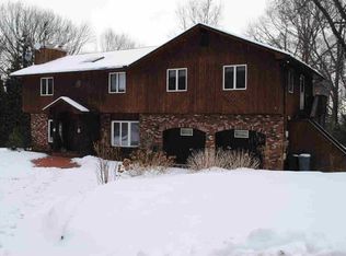 24 Dreps Dr, Mahopac, NY 10541