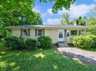 31 East St, Granby, CT 06035