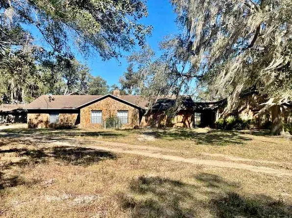 6131 NW 85th Pl, Chiefland, FL 32626