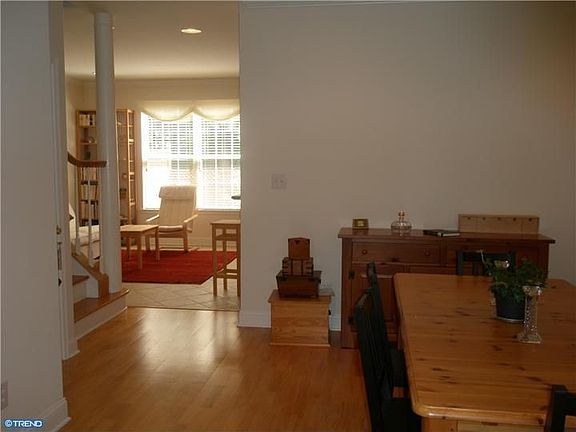5th image of 40 Normandy Dr #1803