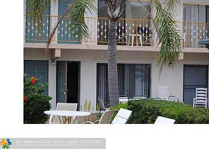 3rd image of 4629 El Mar Dr APT 4