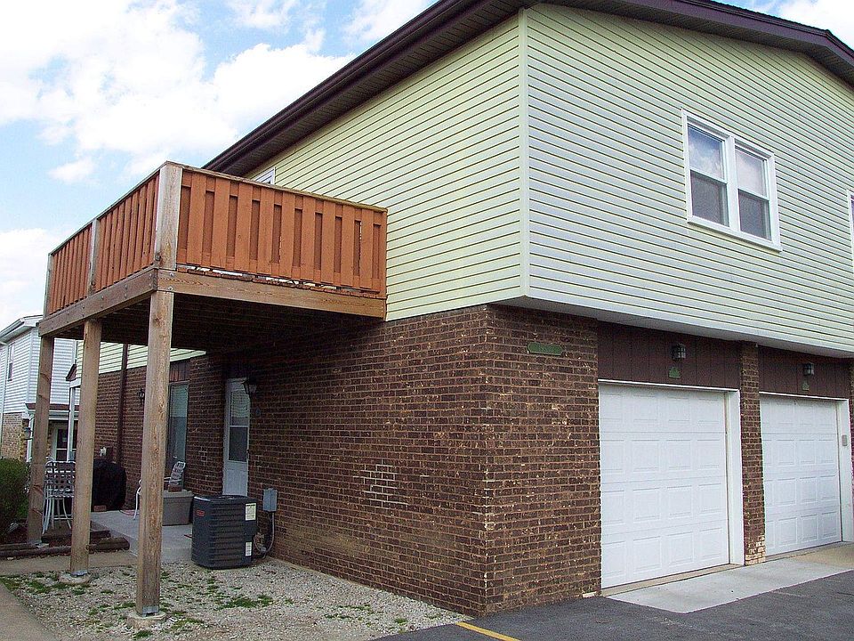 1st image of 19530 116th Ave APT D