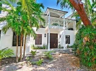 6141 W Suburban Dr, Pinecrest, FL 33156