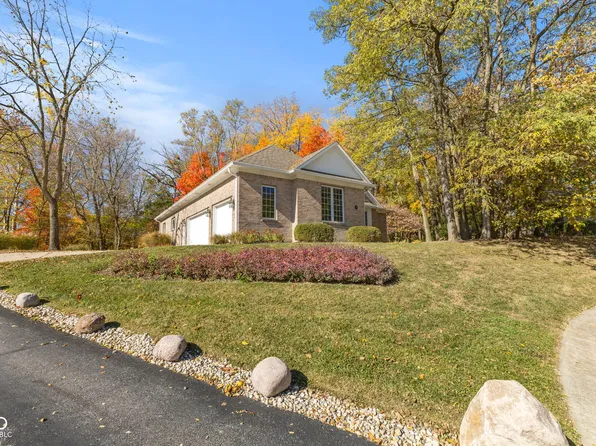 75 Elizabeth Ct, Danville, IN 46122