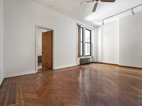 4th image of 321 W 100th St APT 1