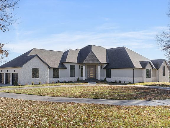2nd image of 700 N Farm Road 193