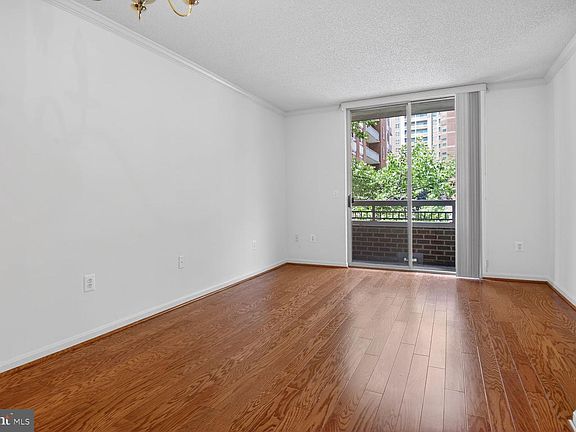 4th image of 3830 9th St N APT 308W