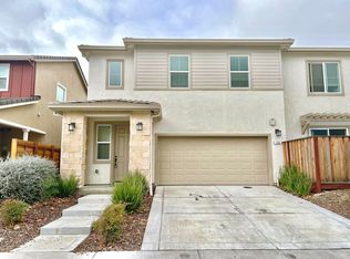 160 Prancer Ln, Hollister, CA 95023