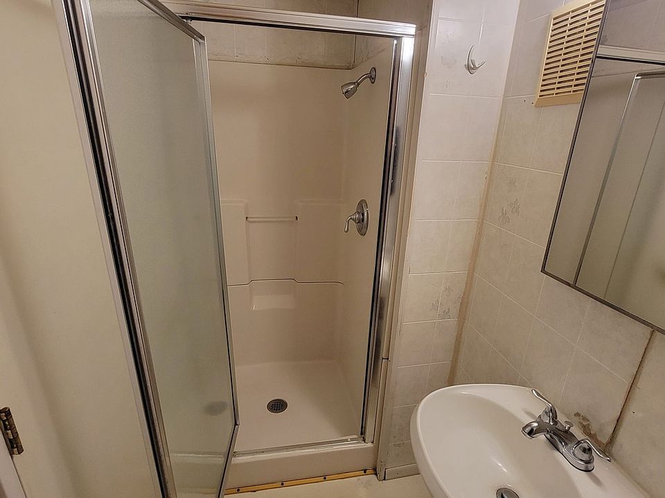 1st image of 2085-89 San Diego Ave #M