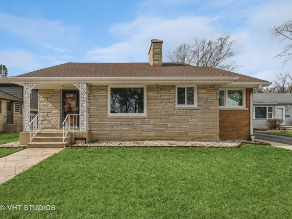 2116 Edina Blvd, Zion, IL 60099