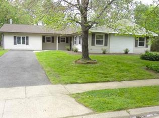 34 Exton Ln, Willingboro, NJ 08046