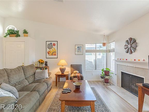 4th image of 7057 Shadow Crest Dr